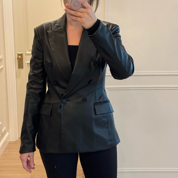 Zara - faux leather - black double breasted blazer - size M - Picture 4 of 4